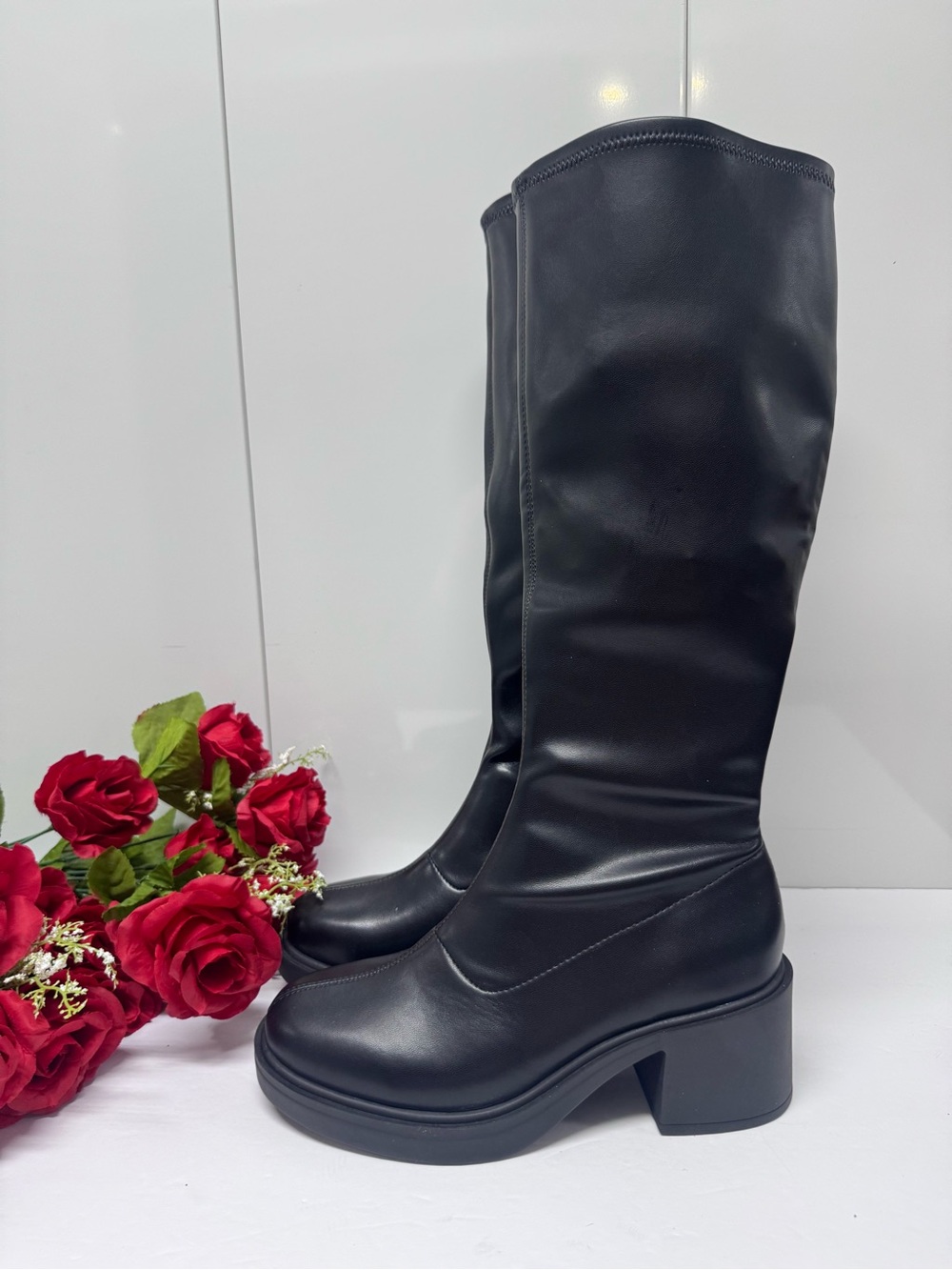 🖤NIB STRETCH PLATFORM KNEE BOOTS - Picture 4 of 6